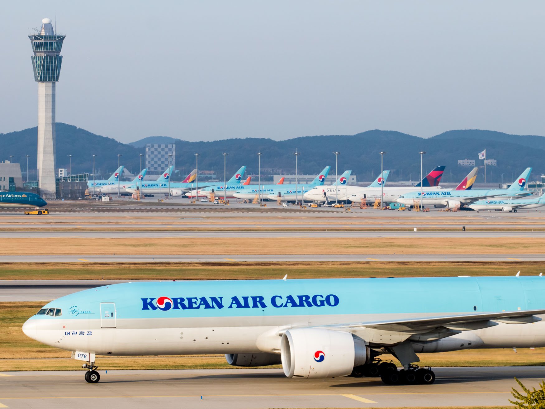 Korean Air Cargo 777F