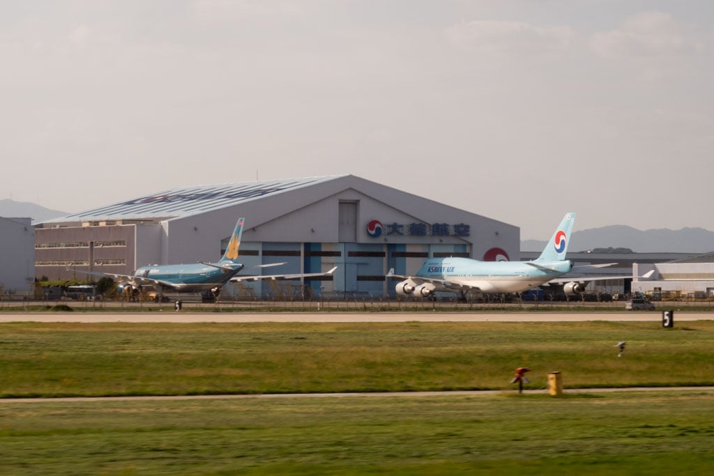 Korean Air 747 Maintenance