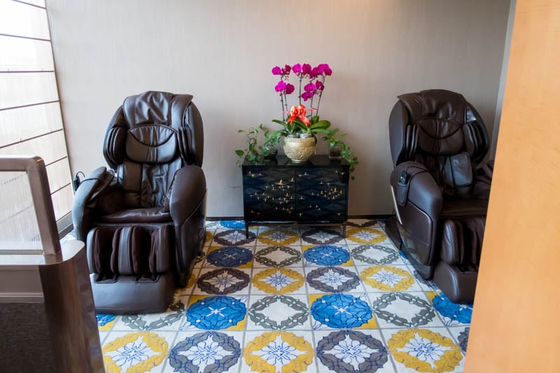 Xiamen Air Lounge Massage Chairs