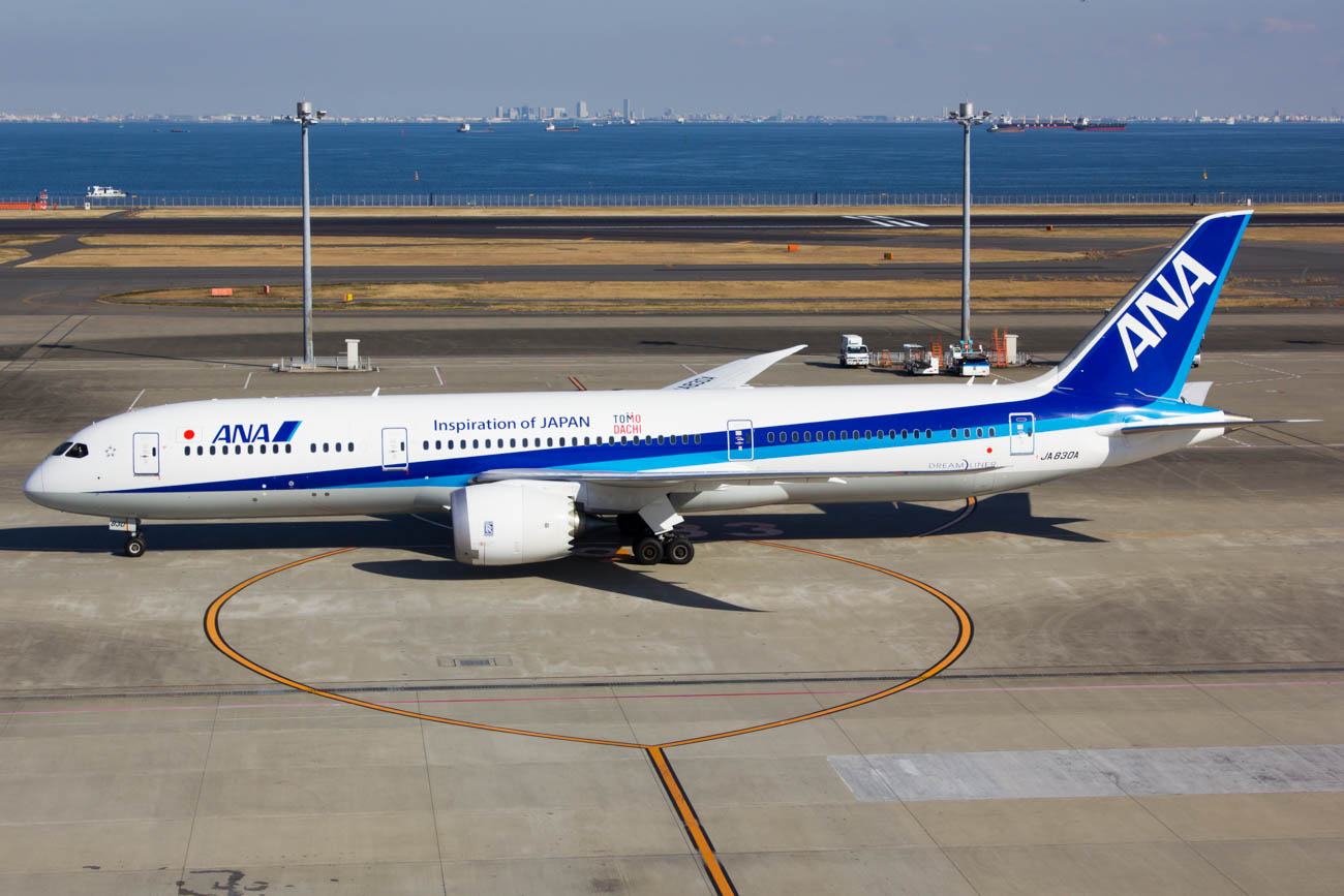 ANA Boeing 787-8