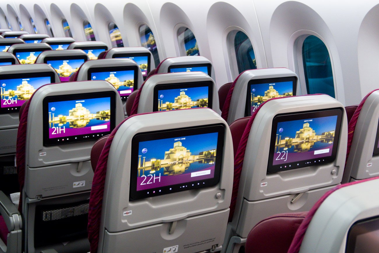 qatar airways economy class