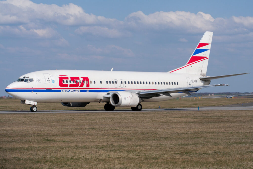 Types of Boeing 737: 10+ Variants Across Four Generations of the World ...