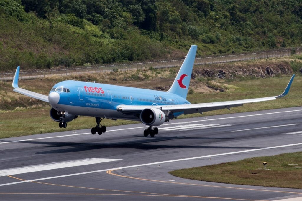 Airbus A300 vs. Boeing 767: How Do They Compare?