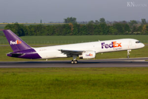 Boeing 757 Specs: Dimensions, Weights, Range & More - KN Aviation