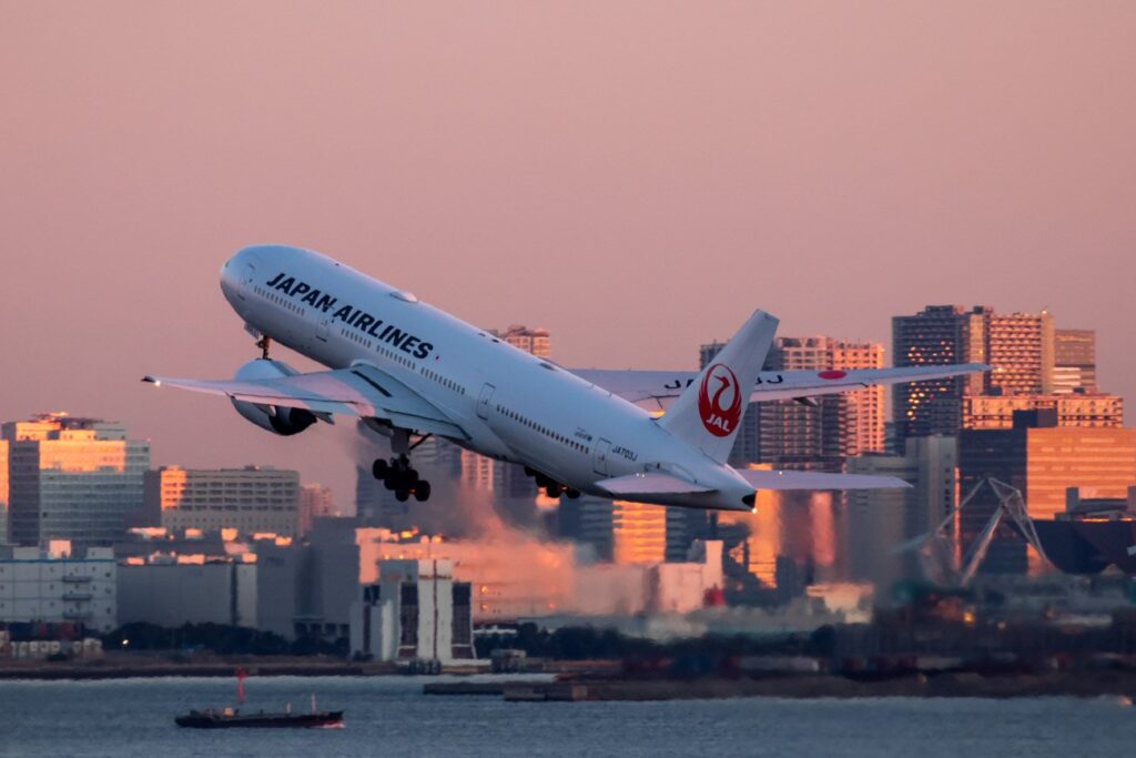 JAL's Last 777-200ER (JA703J)