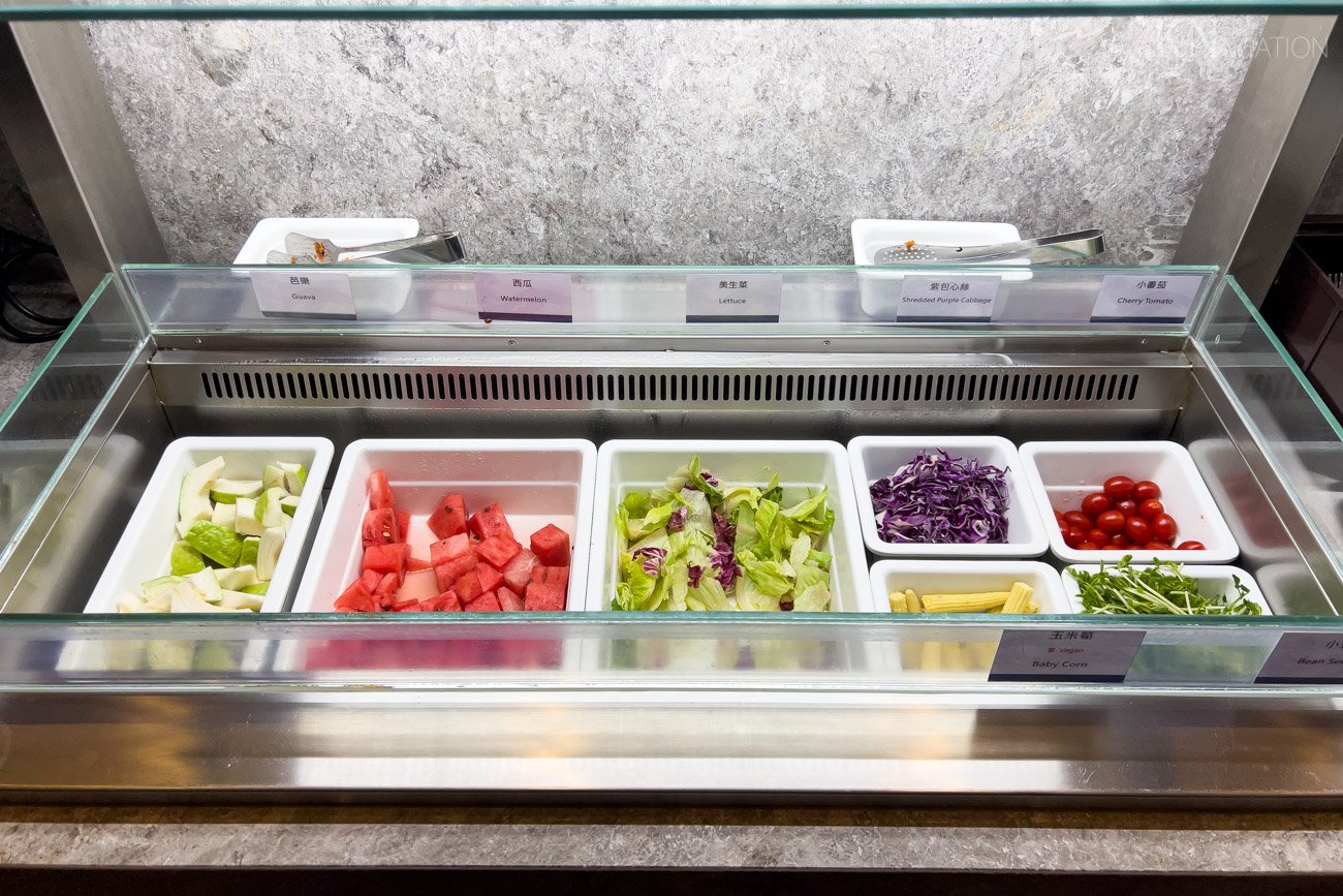 Oriental Club Lounge Salad