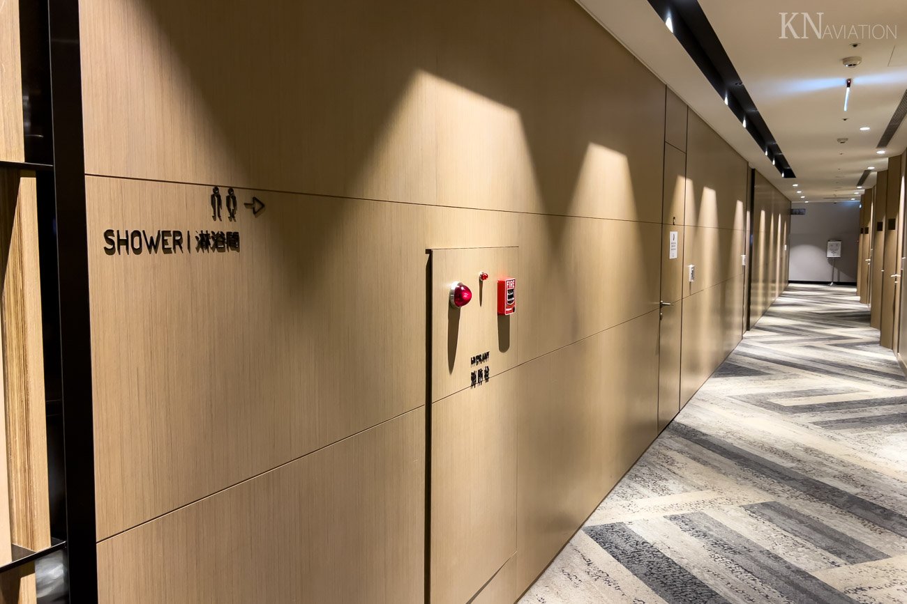 Plaza Premium Lounge (Zone A) Taipei Showers and Restrooms