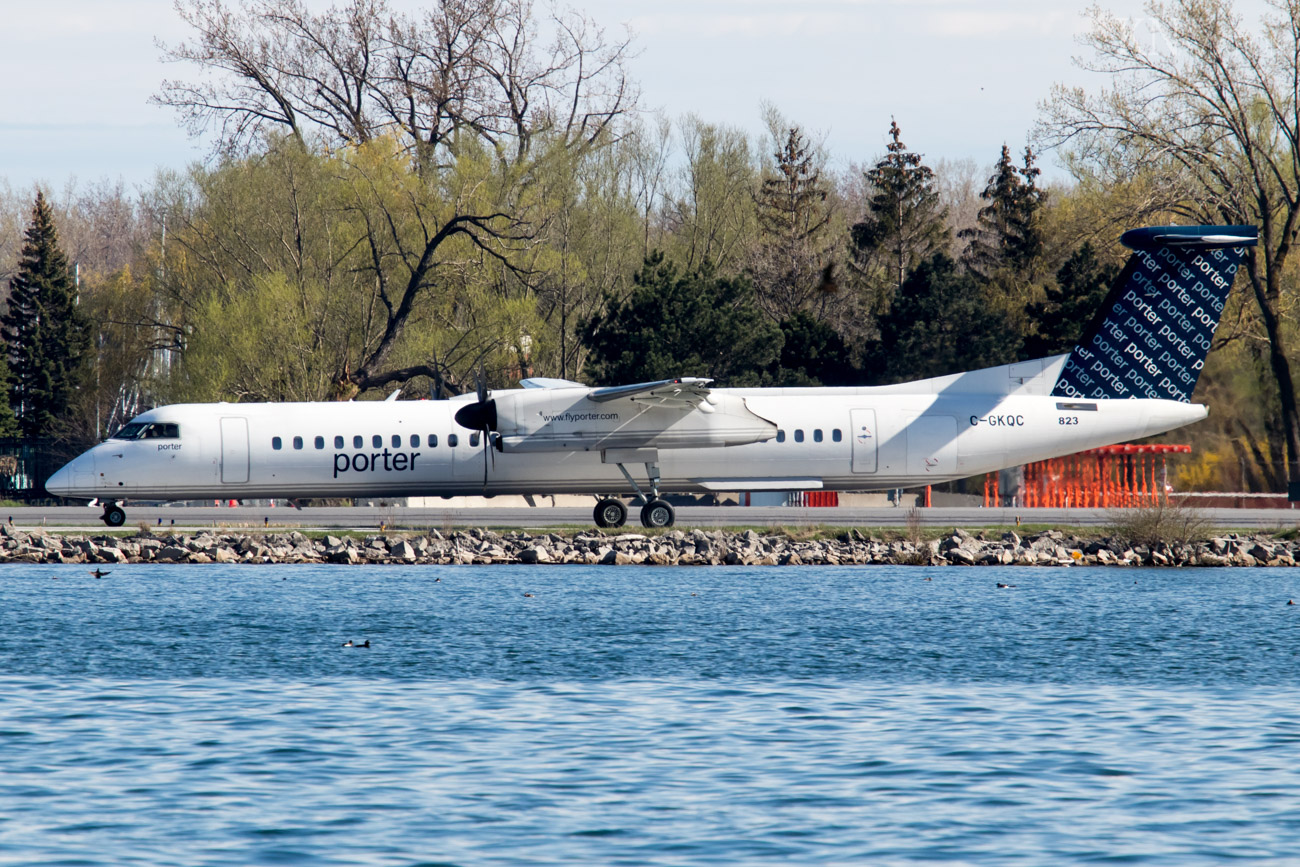 Porter Dash 8 Q400