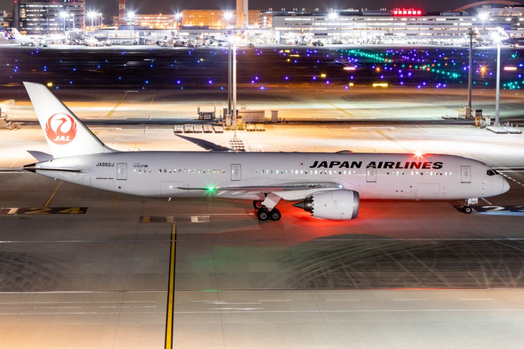 JAL 787-9 Tokyo Haneda-Doha