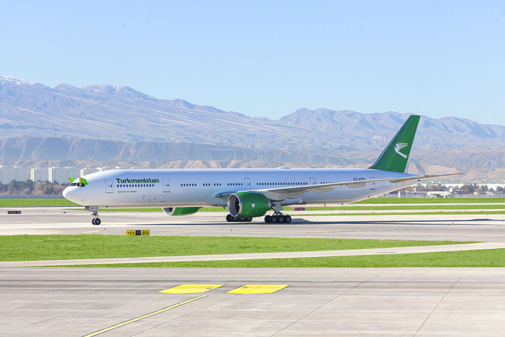 Turkmenistan Airlines 777-300ER