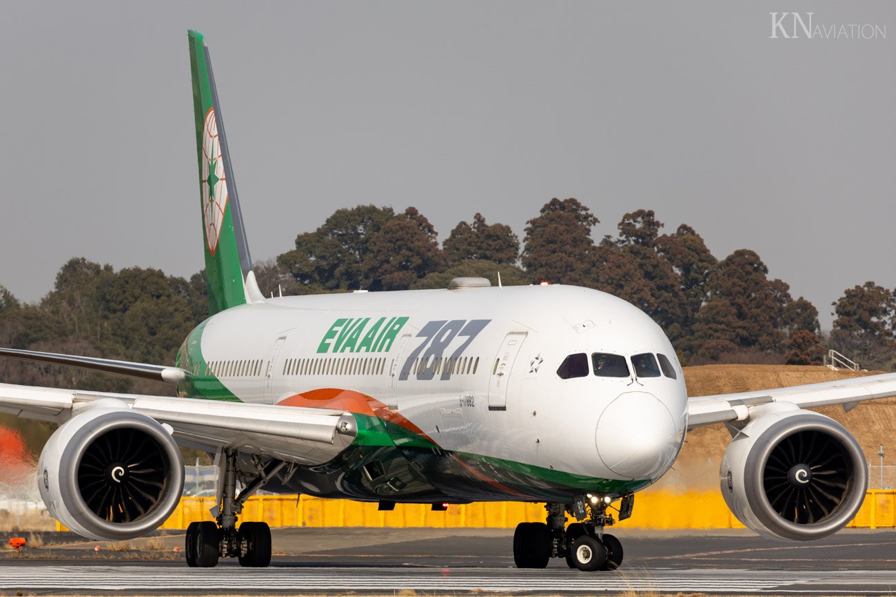 EVA Air Boeing 787