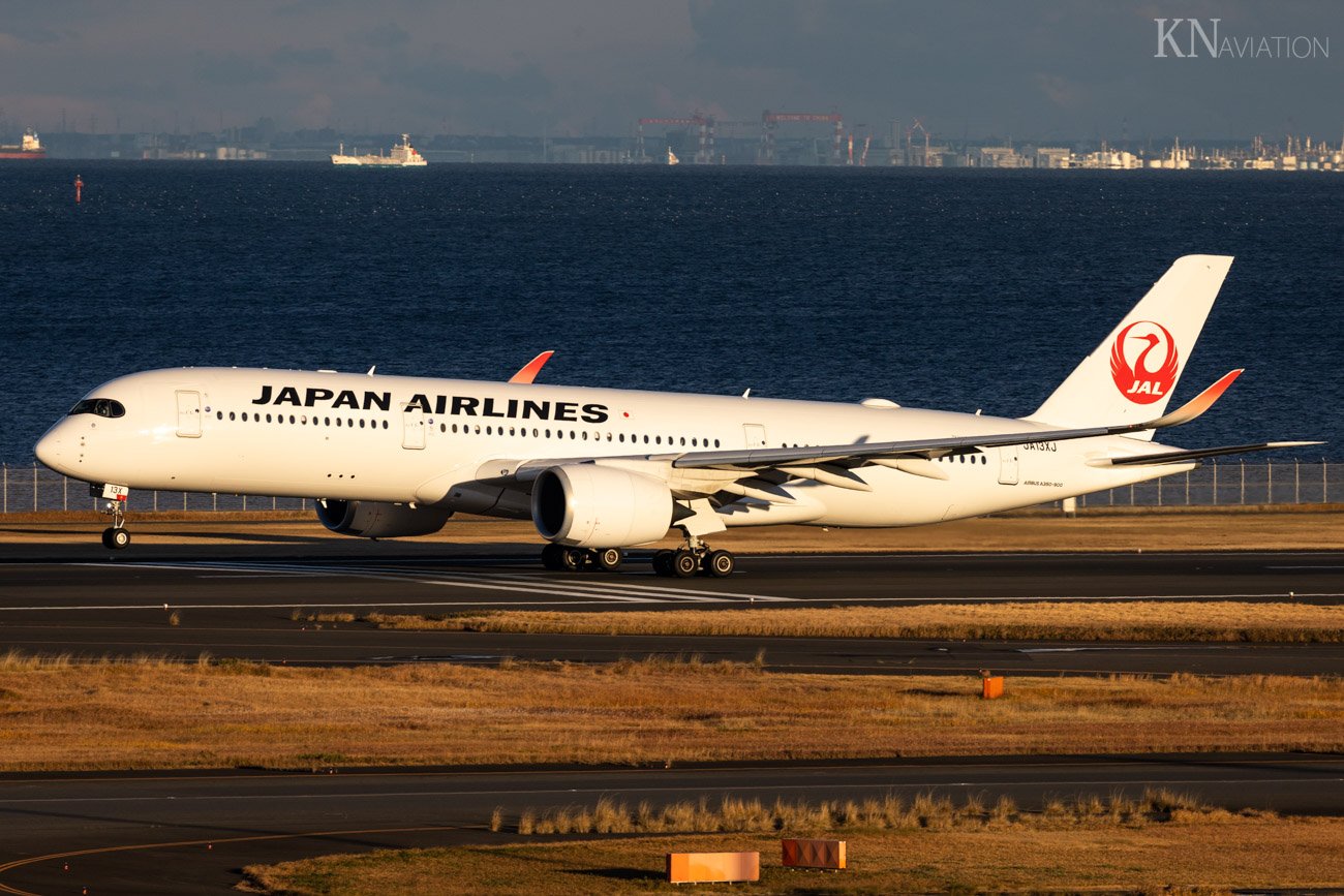 JAL A350 JA13XJ